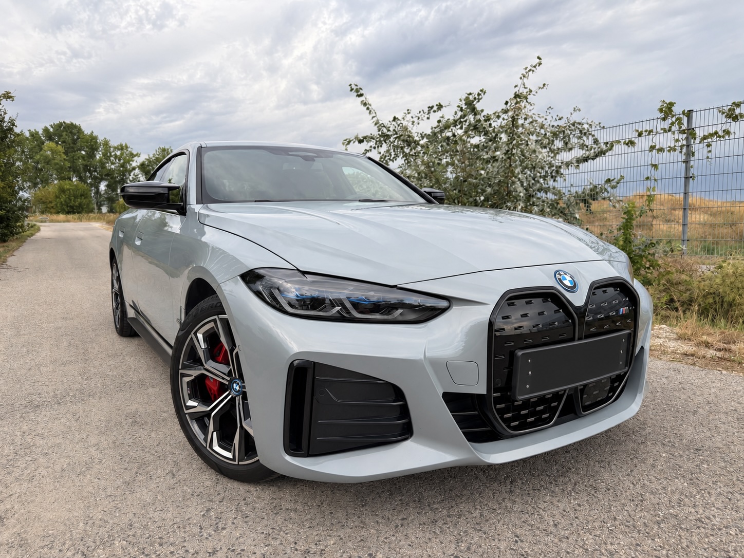 BMW i4 M50 in Kalahari Gold metallic